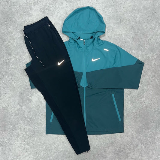 Nike UV Repel Winndrunner
Teal x Black Phenom Set